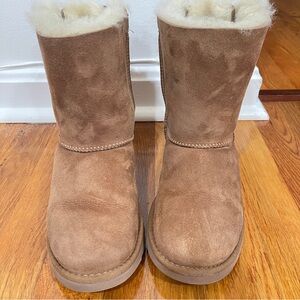 UGG Bailey Bow II Chest Nut Boots